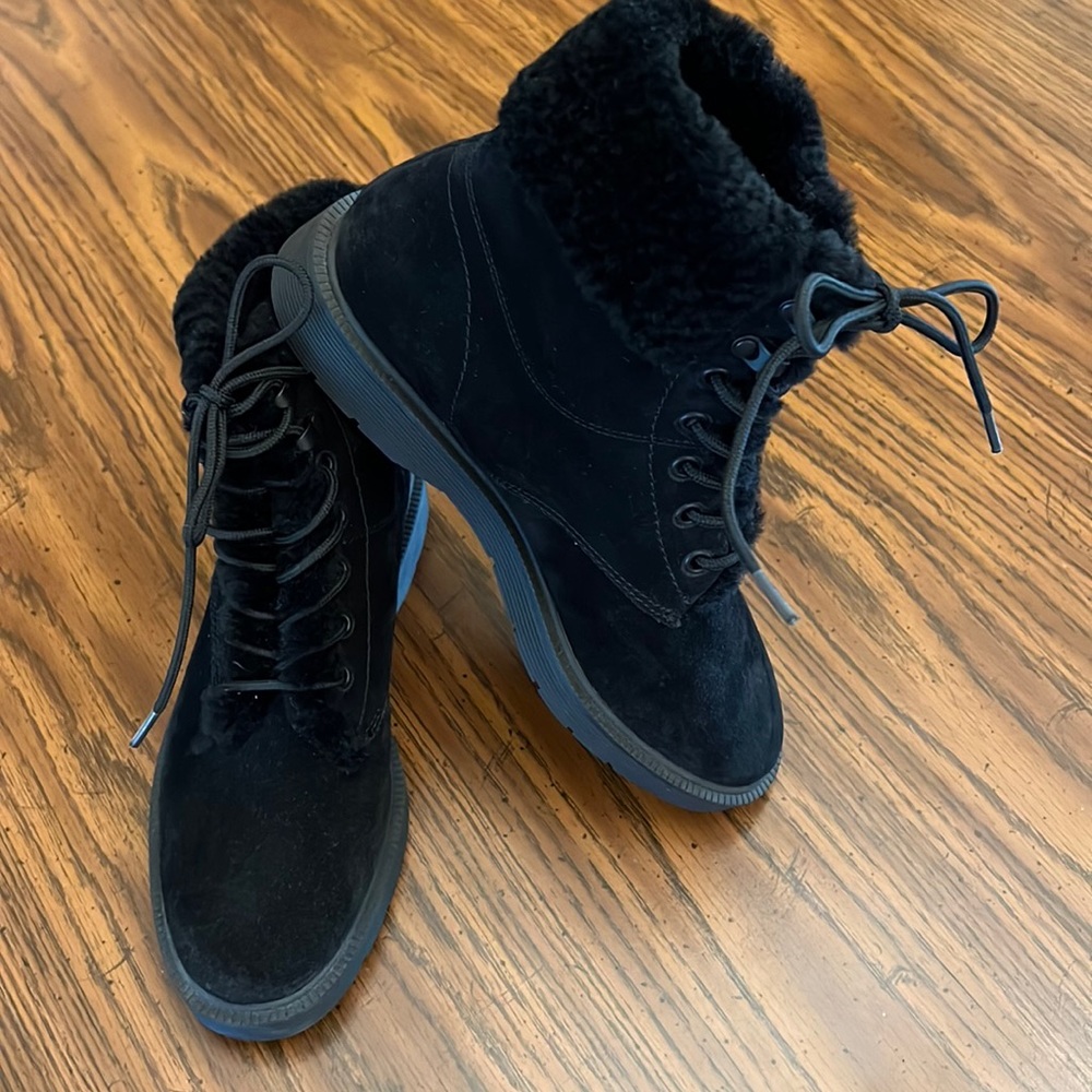 Vince Hayes 2 Black Suede Lace-up Combat Boots Faux Fur/Shearling Trim Size 6.